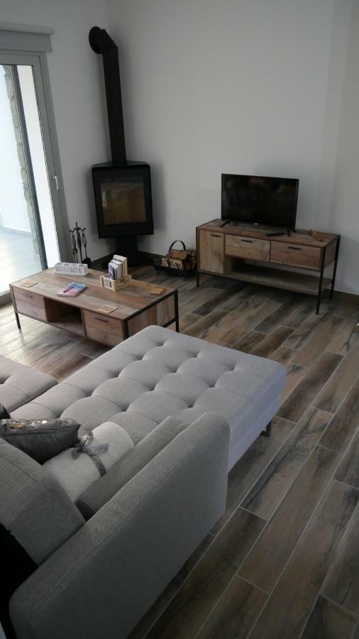 Evmelia Kakopetria Suites Exteriör bild