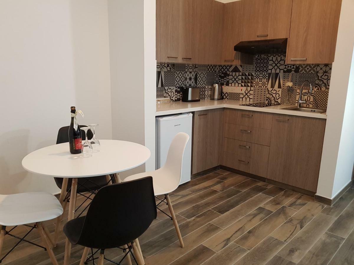 Evmelia Kakopetria Suites Exteriör bild